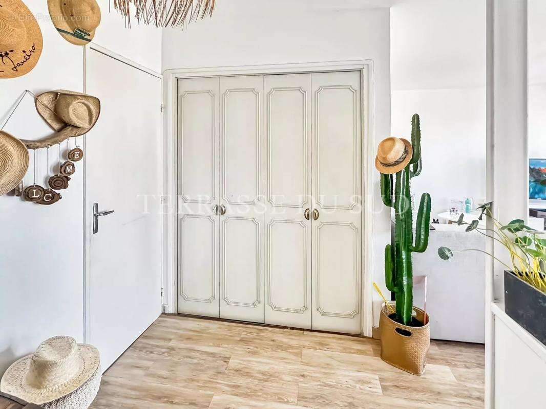 Appartement à MARSEILLE-3E