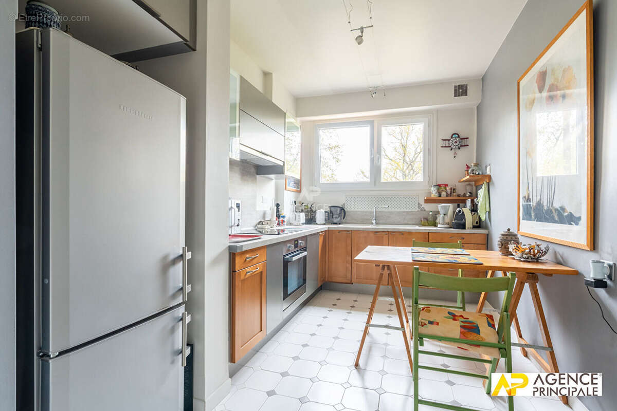 Appartement à MAISONS-LAFFITTE
