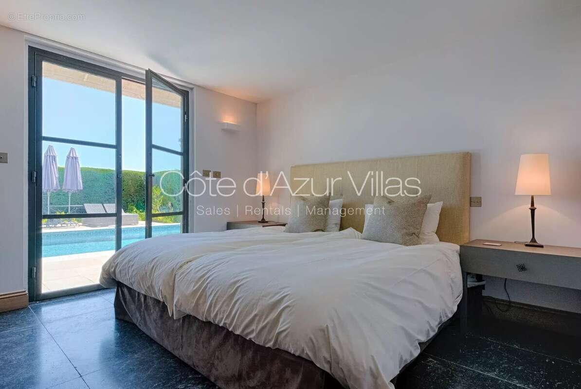 Maison à MOUGINS