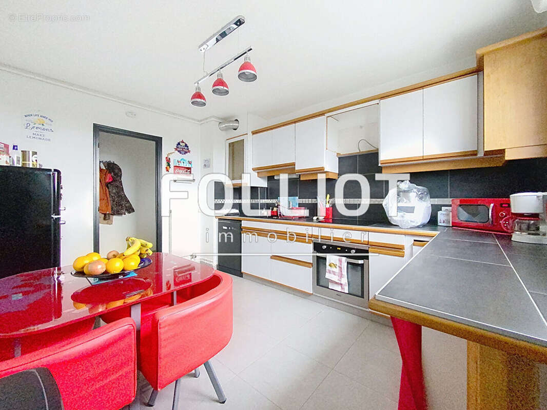 Appartement à FOUGERES