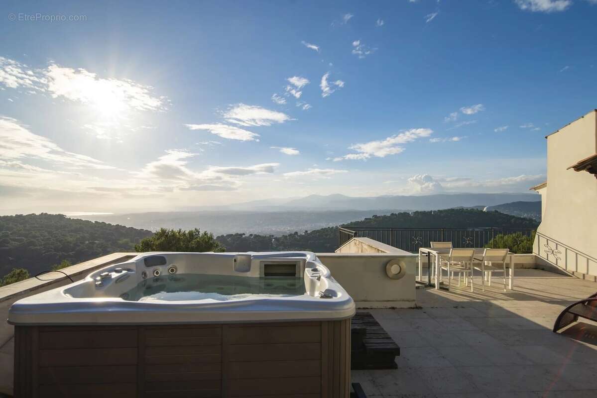Mont leuze – villa 308 m² sur terrain de 2 550 m² – vue panoramique mer & montagnes - photo 20