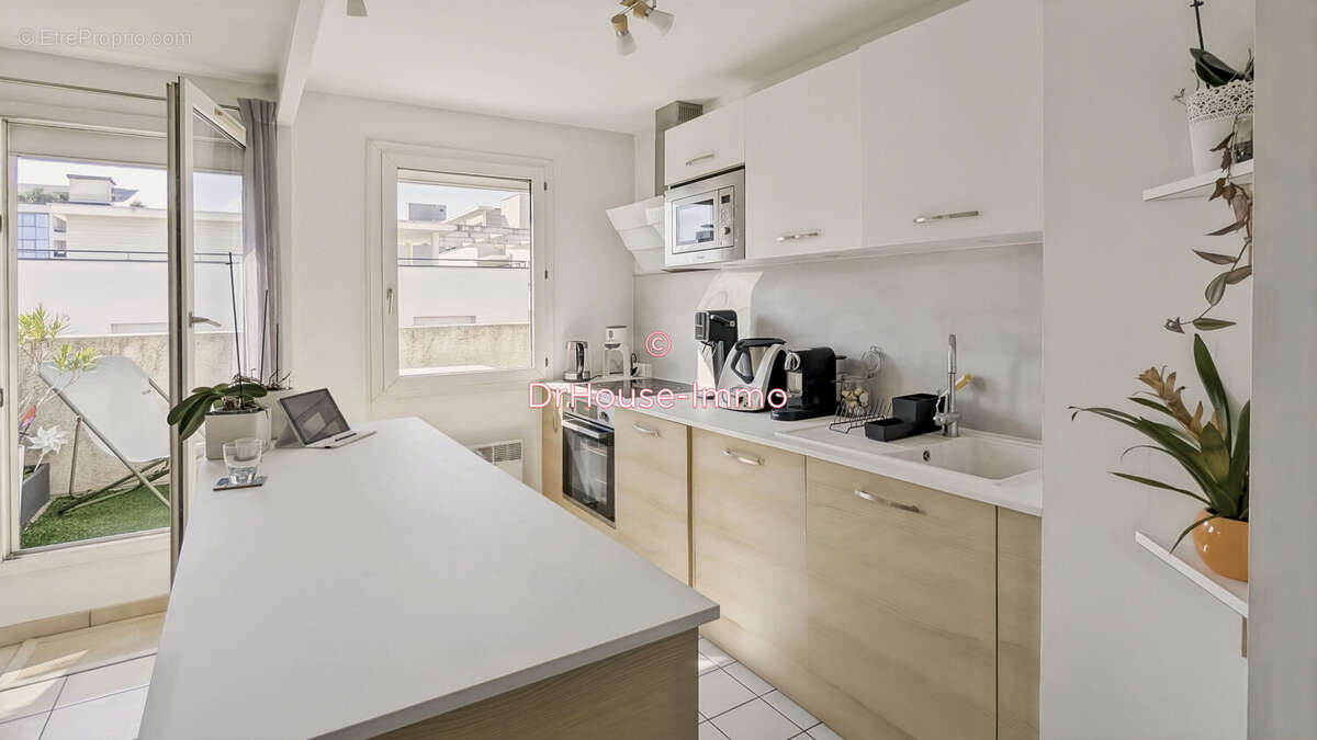 Appartement à LYON-8E