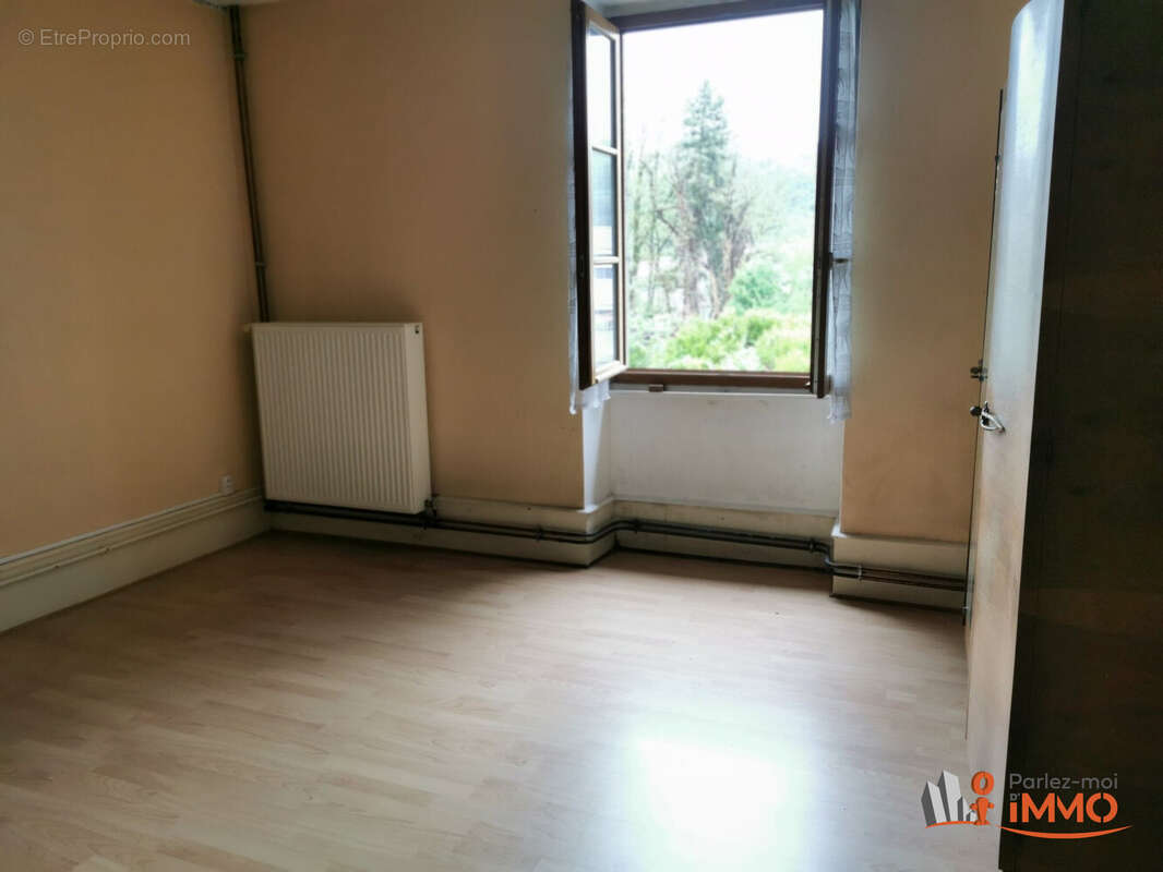 Maison à BOURGOIN-JALLIEU