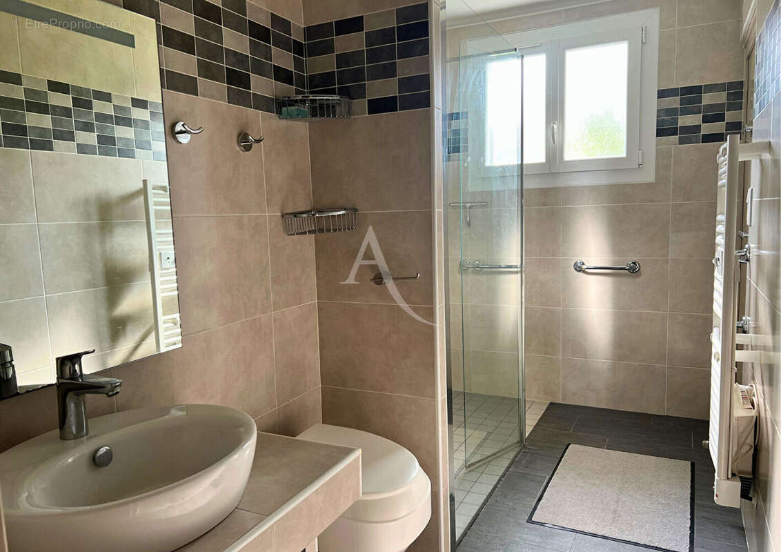 Maison à BEAUVOIR-SUR-MER