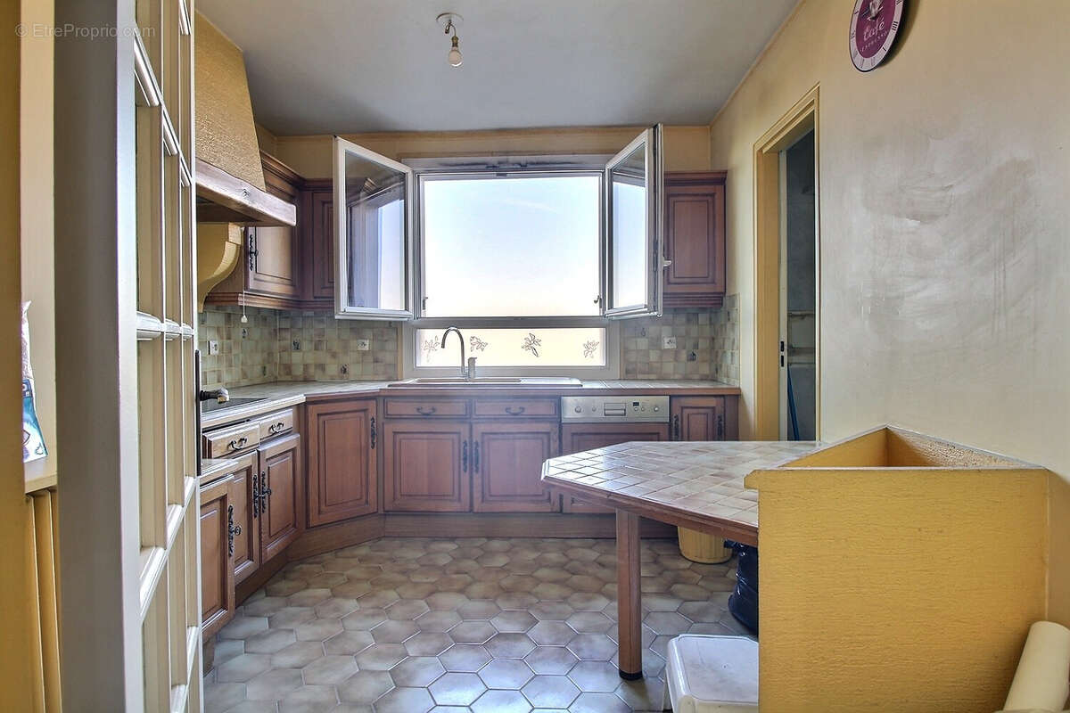 Appartement à COLOMBES