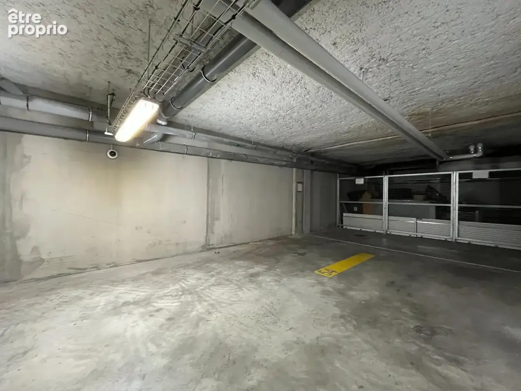 Place de parking à vendre LILLE (59) - photo 3