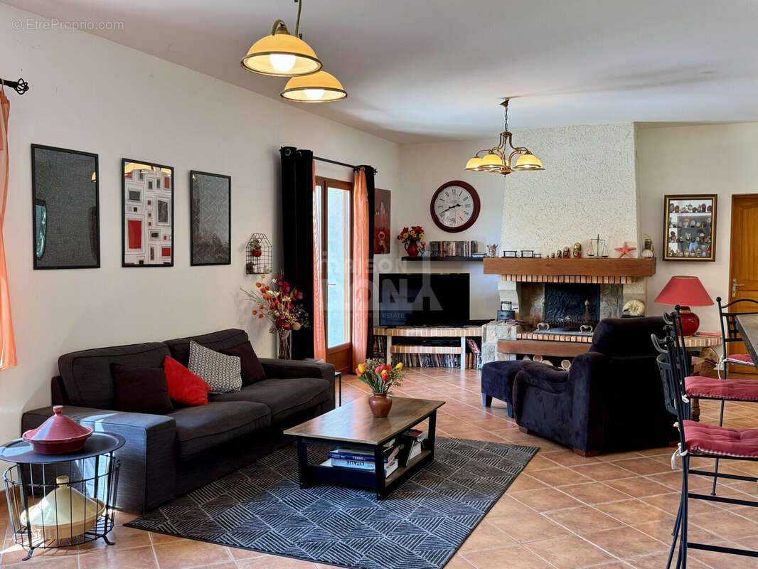 Maison à BONREPOS-SUR-AUSSONNELLE