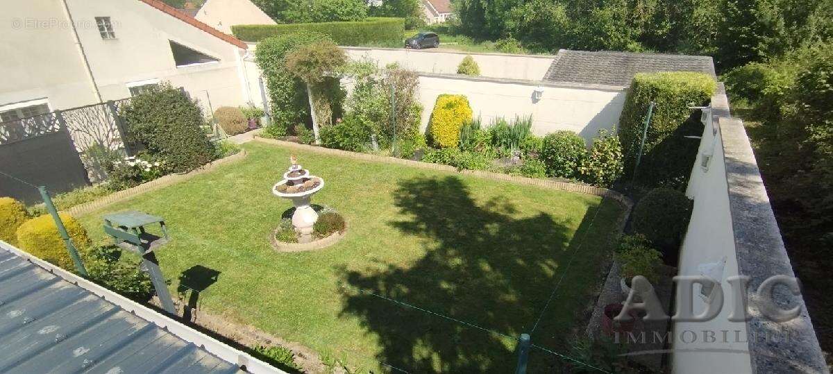 Maison à EVE