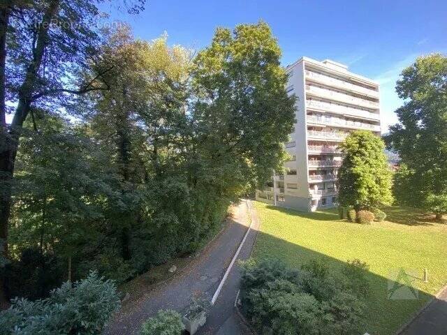Appartement à JACOB-BELLECOMBETTE