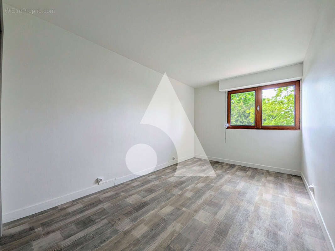 Appartement à LA FRETTE-SUR-SEINE