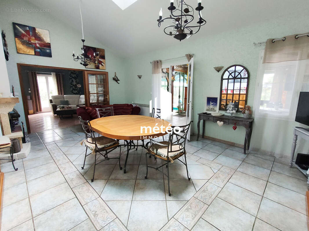 Maison à SAINTE-HERMINE