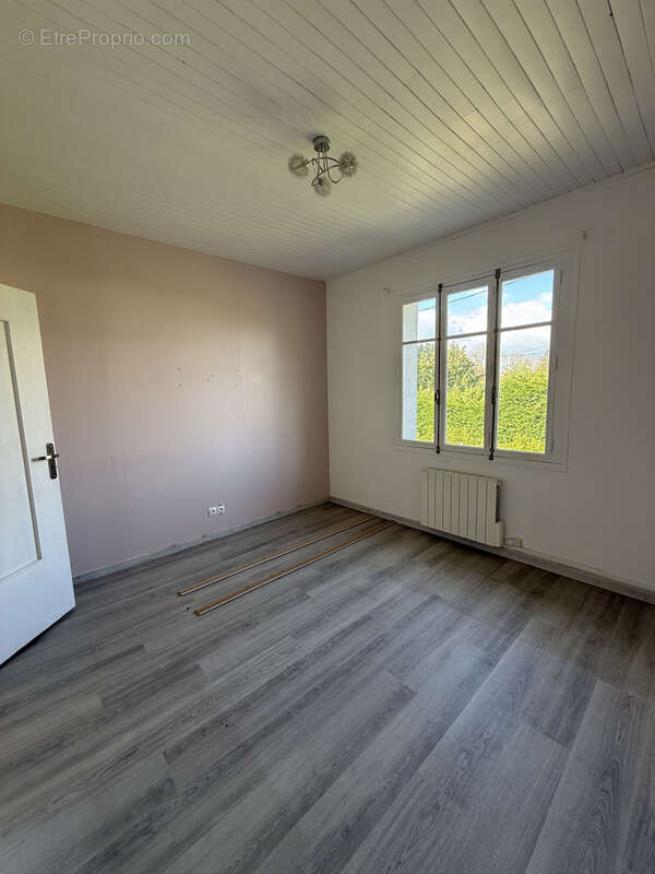 Maison à LES VILLETTES