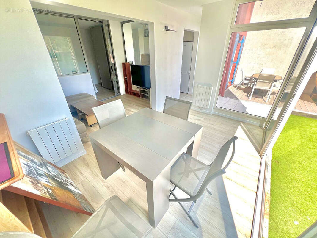 Appartement à MOUGINS