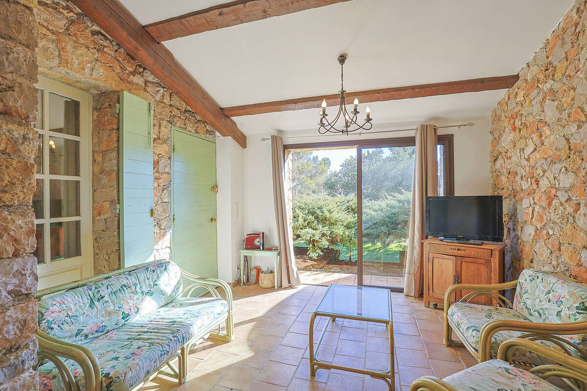 Maison à MOISSAC-BELLEVUE