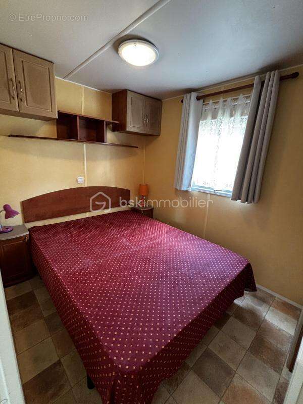 Terrain à SAINTE-GEMME