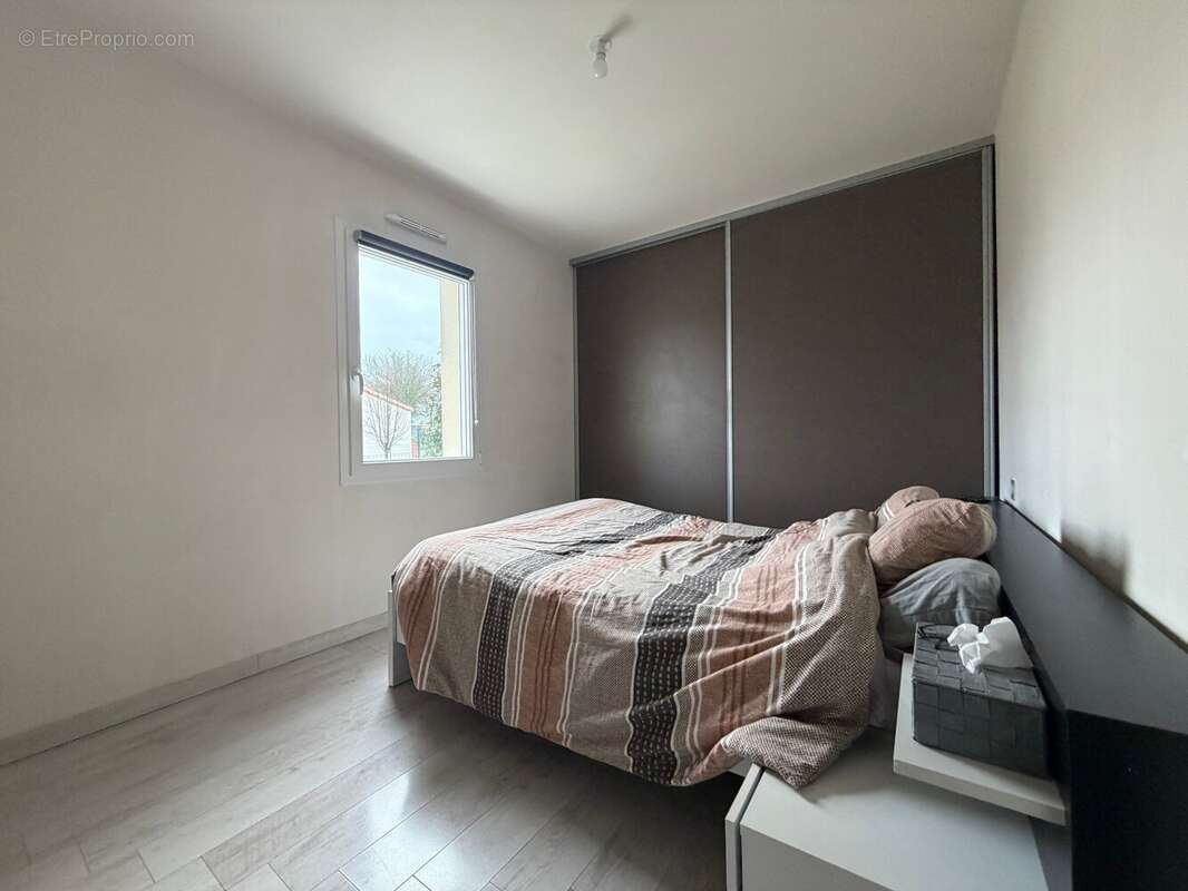 Maison à VENDRENNES