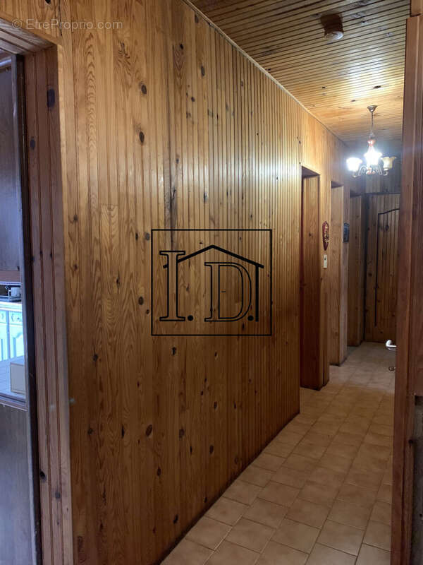Maison à COULOUNIEIX-CHAMIERS