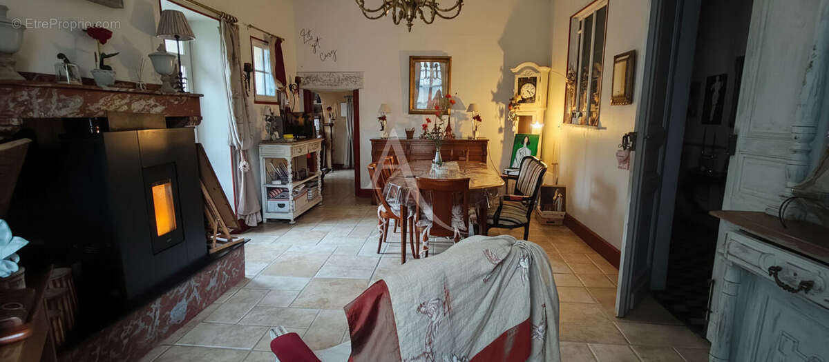 Maison à LUC-SUR-ORBIEU