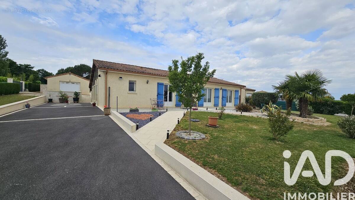 Photo 1 - Maison à TAIZE-AIZIE