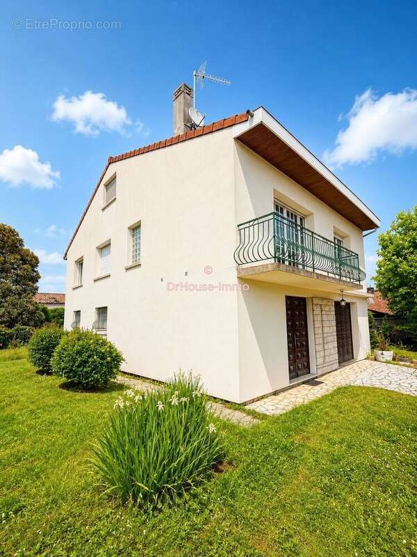 Maison 146 m² à Talence  - photo 10