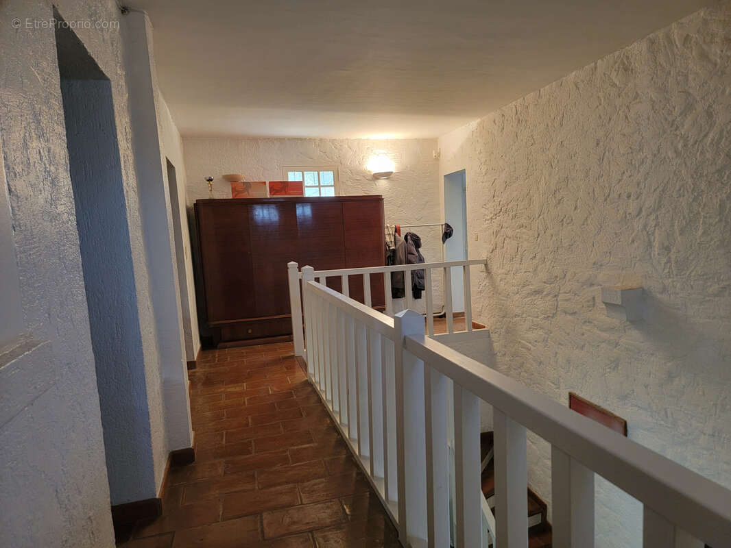 Maison à VALBONNE