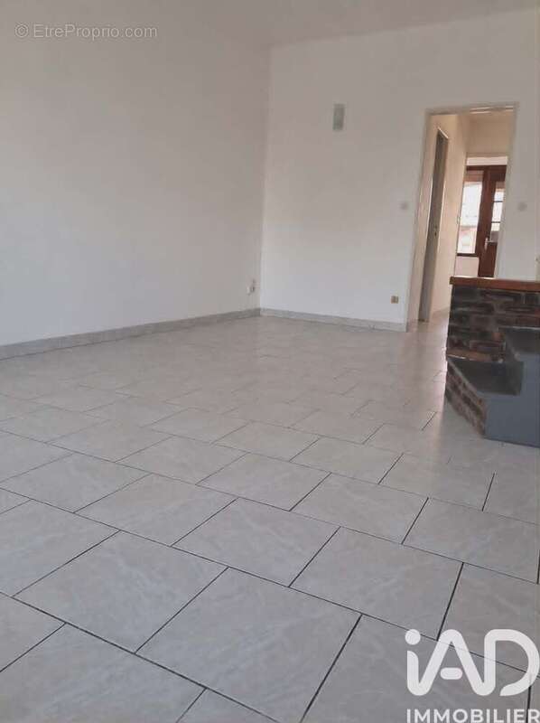 Photo 3 - Maison à FLIXECOURT