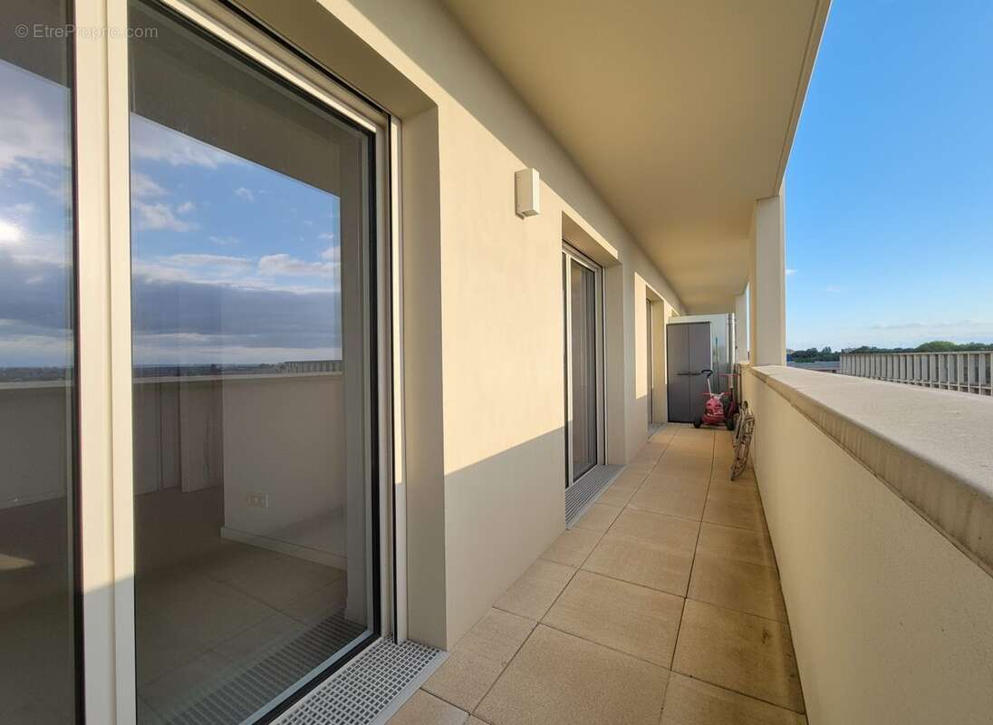 Appartement 81 m² à Noisy-Le-Grand  - photo 8