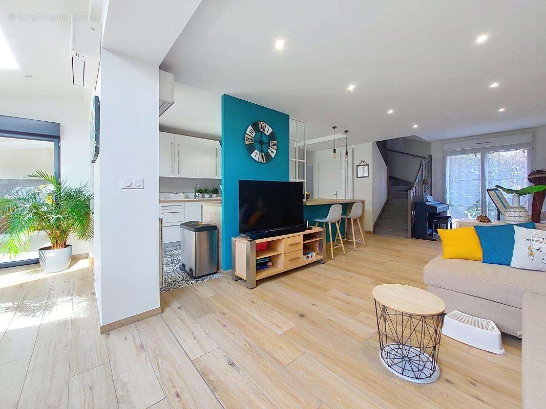Maison à CORBAS