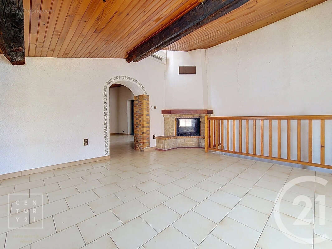 Maison 136 m² à Millas  - photo 3