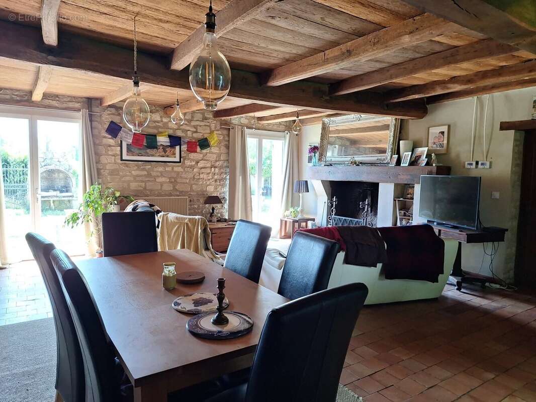Grande maison de campagne avec maison d'amis - photo 3