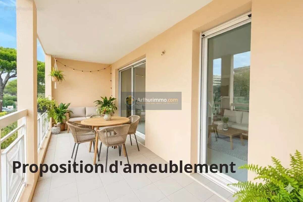 Appartement à FREJUS