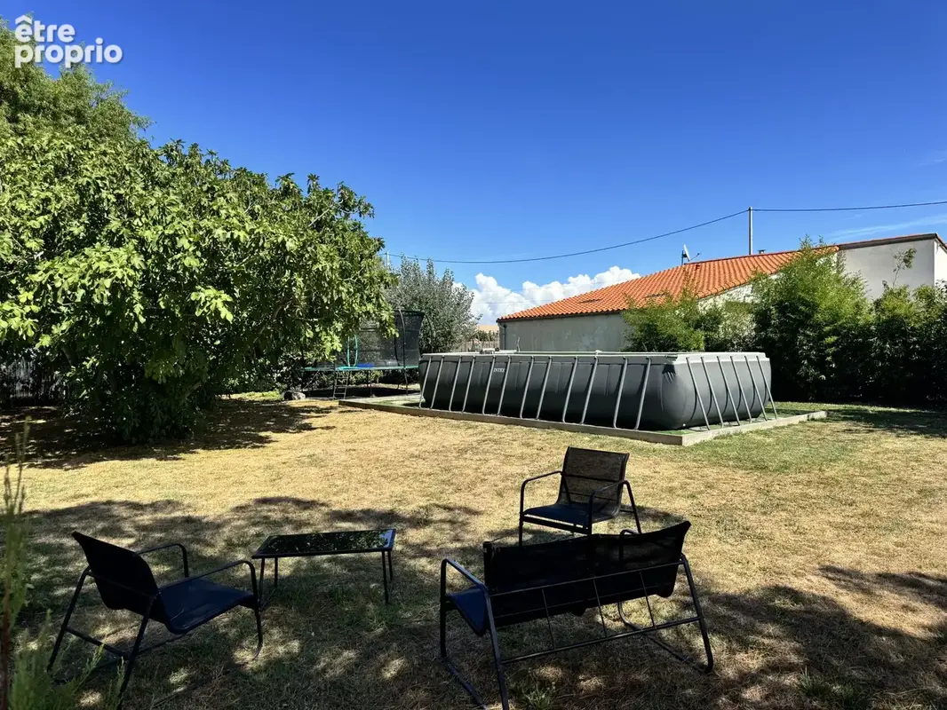 Maison 130 m² à Barzan  - photo 2