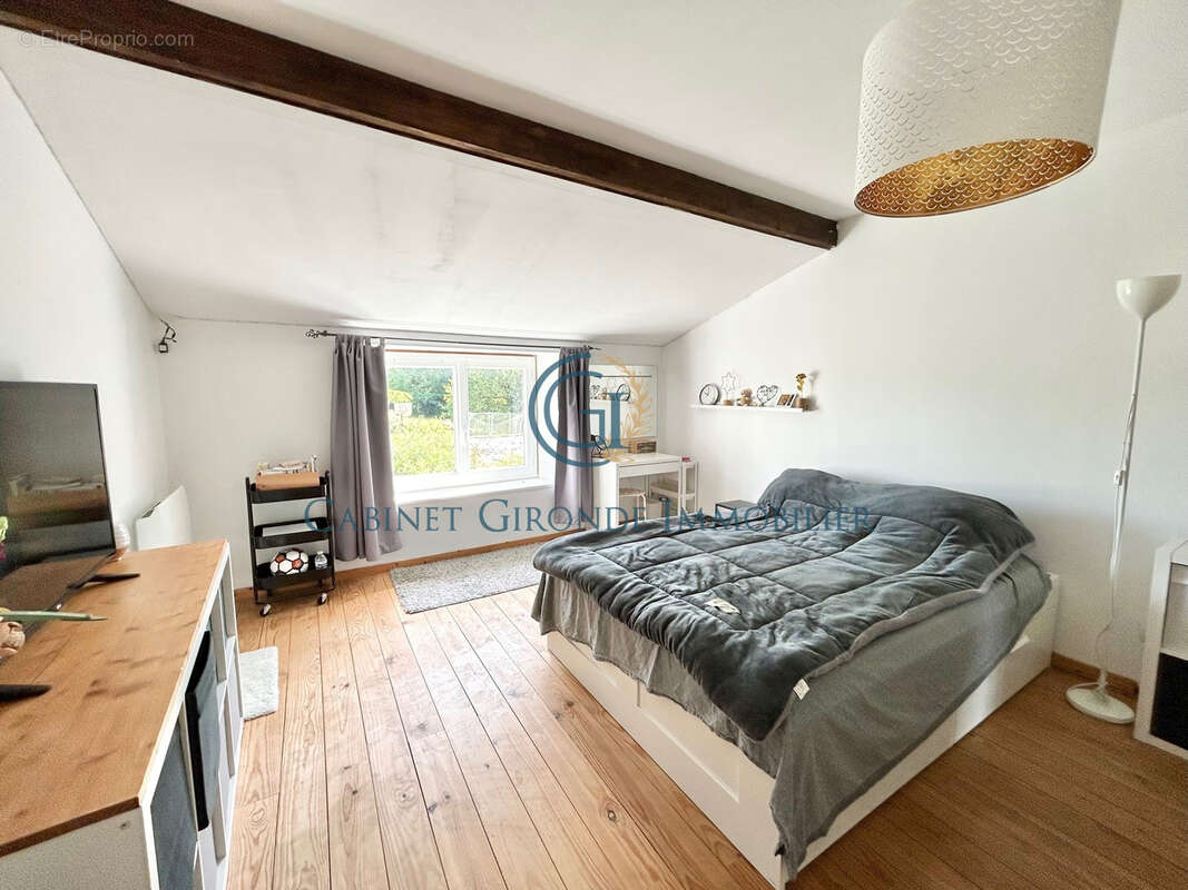Maison à CASTETS-EN-DORTHE
