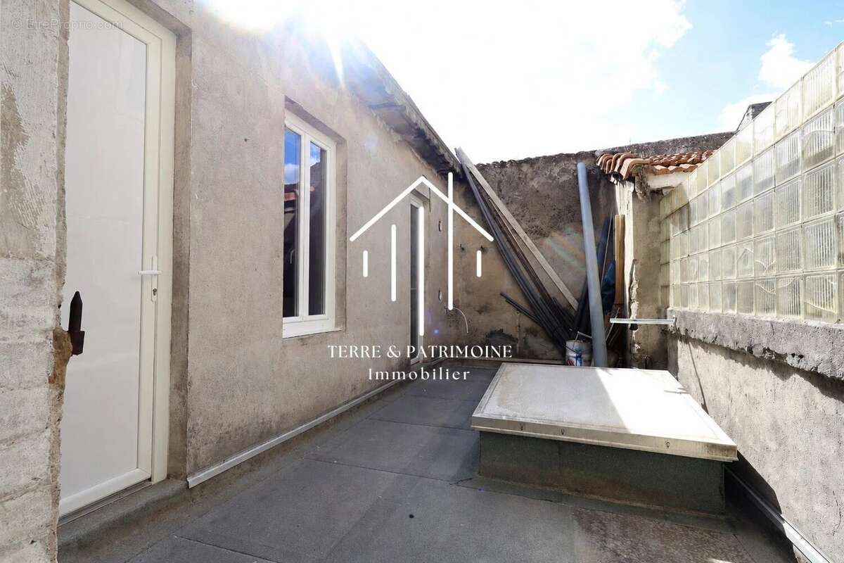 Appartement à VALLON-PONT-D'ARC