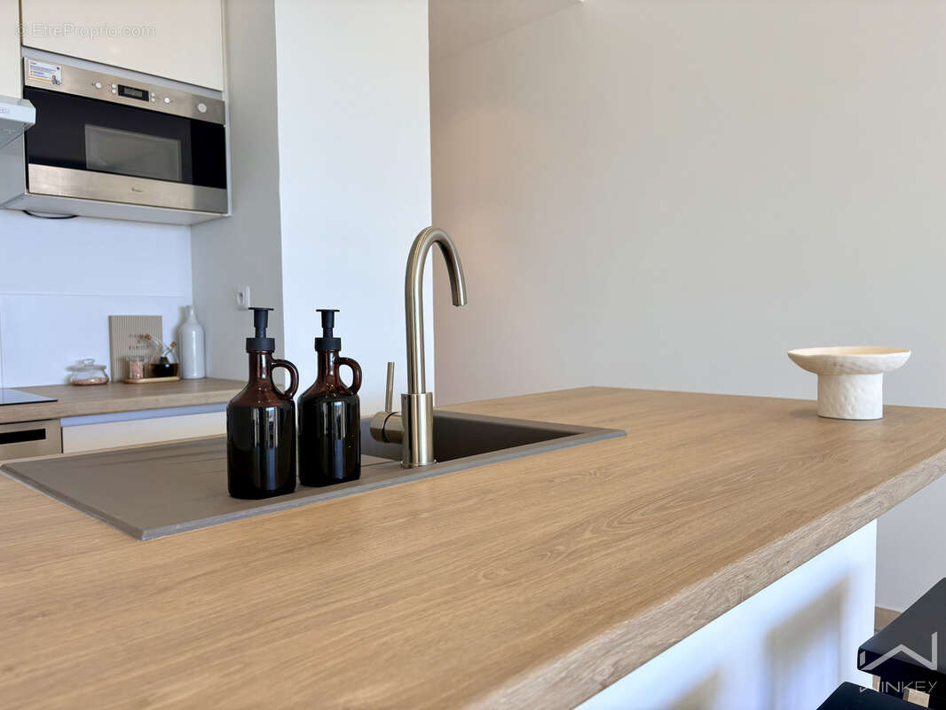 Appartement à VILLENEUVE-LOUBET