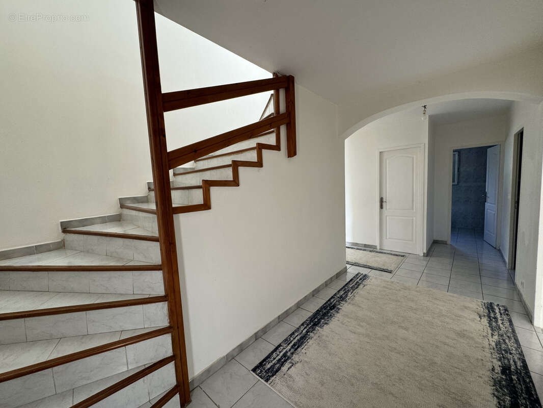 Maison à COURSAN