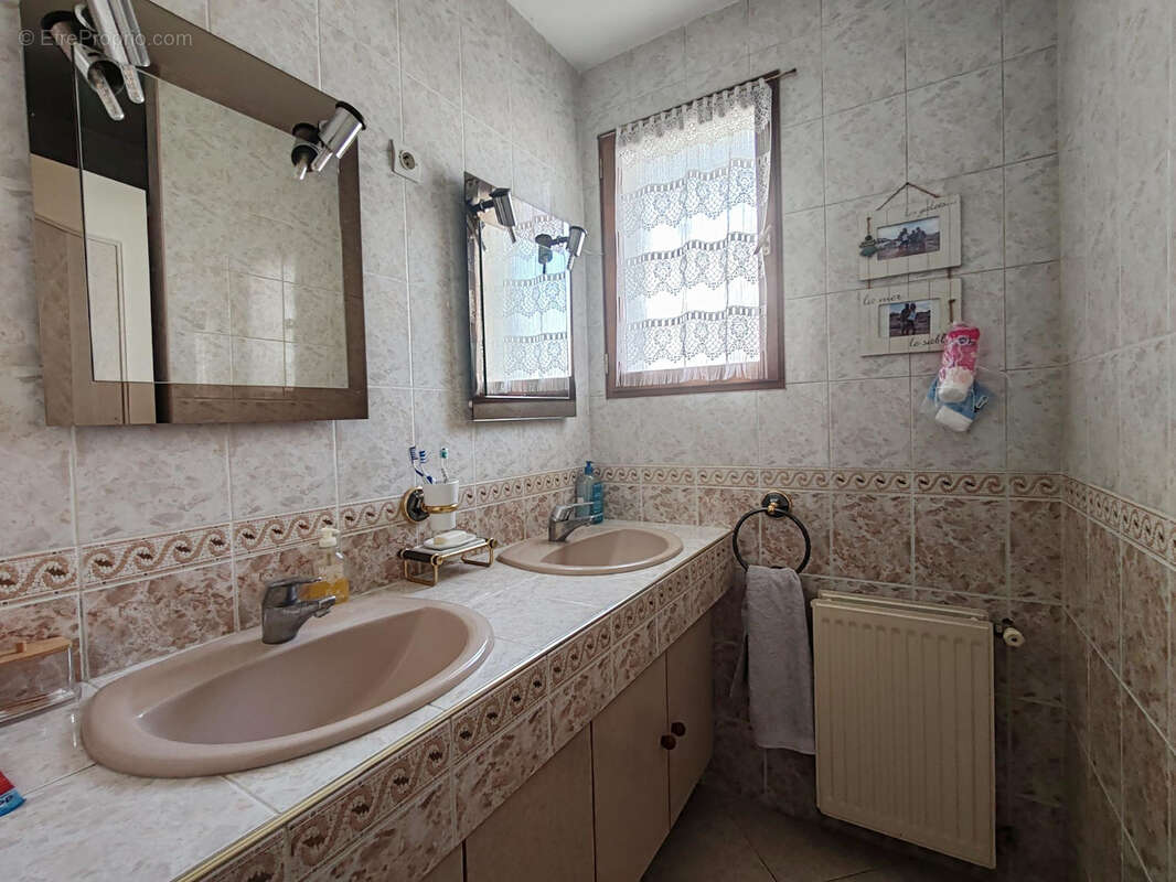 Maison à LIVRY-GARGAN