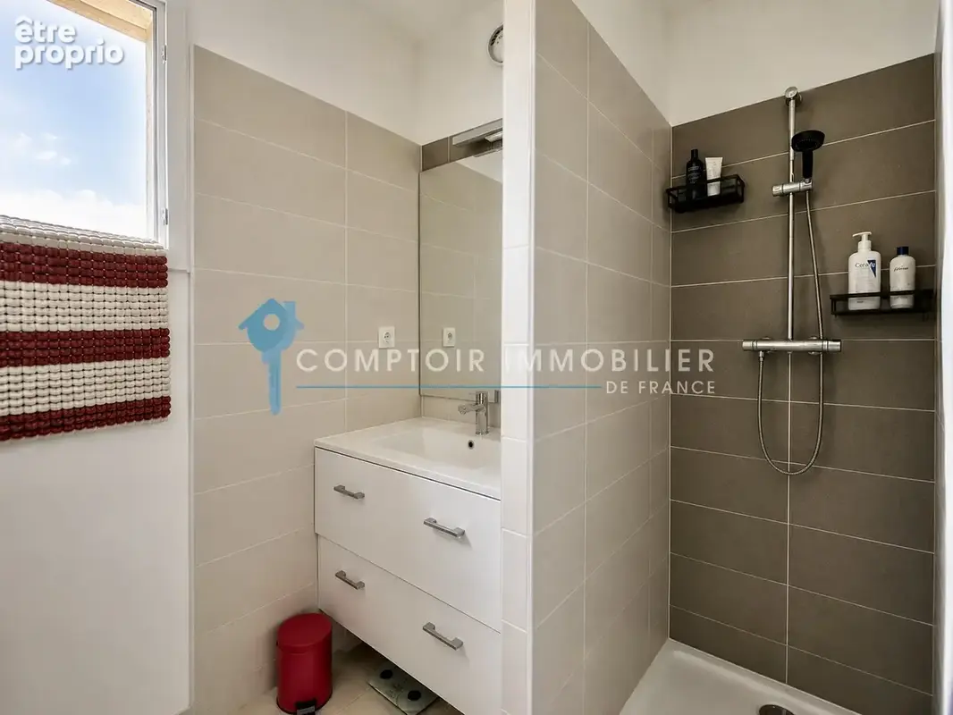 A VENDRE -  Appartement T3 récent avec terrasse   66 m2   DPE A - photo 9