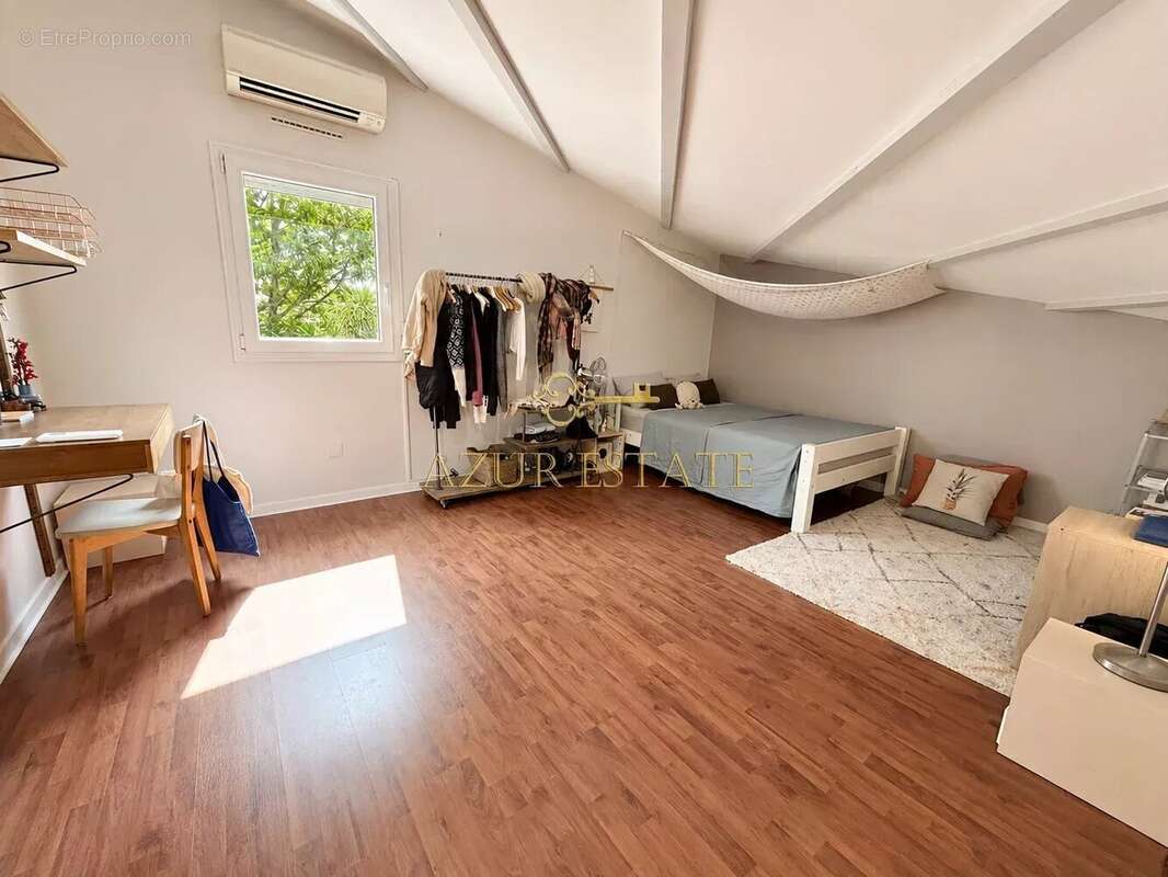 Valbonne : villa 6 pieces avec terrain et piscine dans domaine sécurisé - photo 18