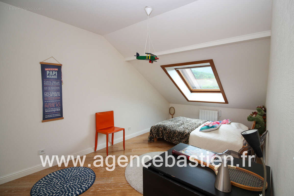 Appartement à DIVONNE-LES-BAINS