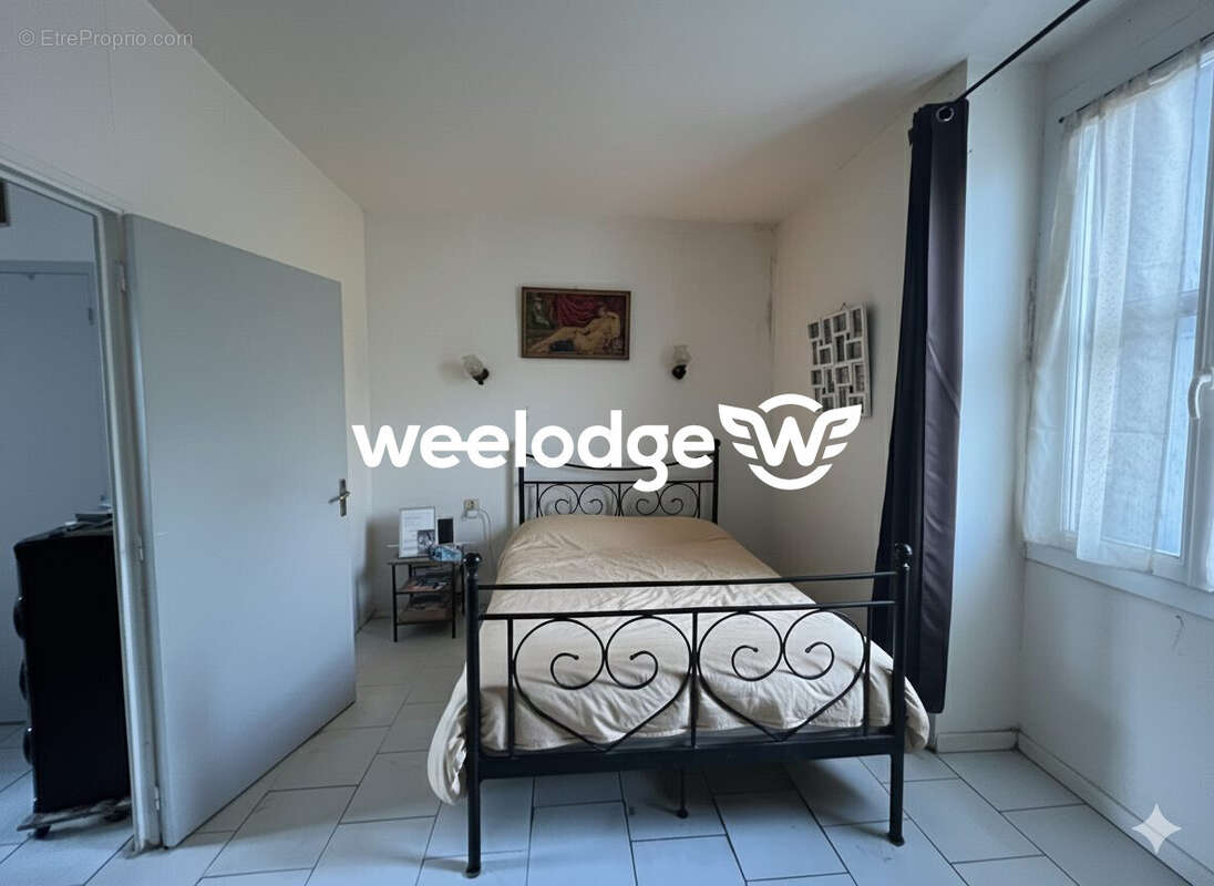 Appartement à MEYRANNES