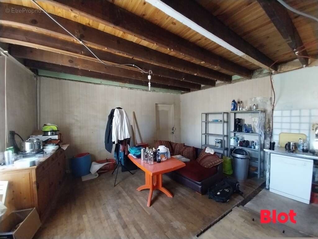 Maison à MINIAC-MORVAN