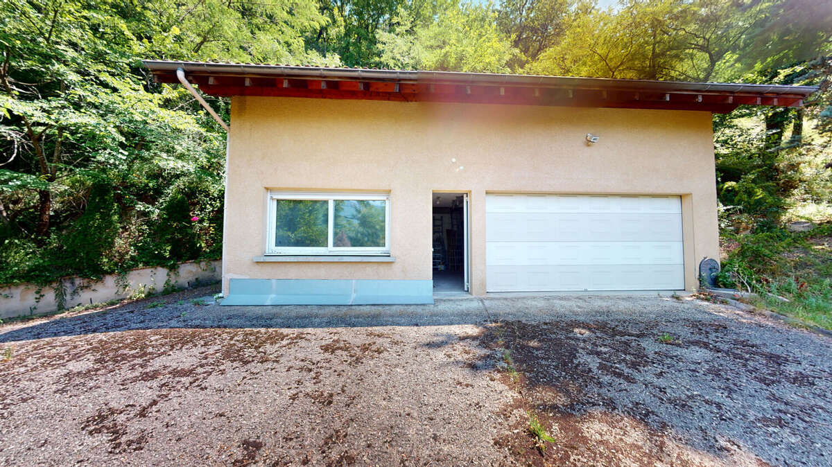 Maison à SAINT-MARTIN-LE-VINOUX