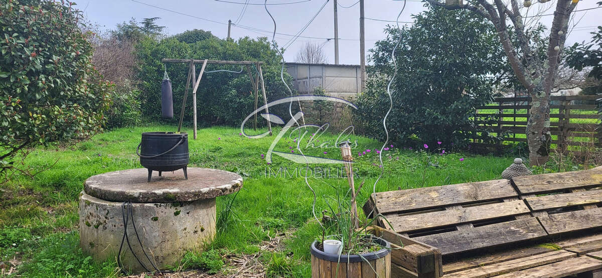 Maison 108 m² à La Lande-De-Fronsac  - photo 9