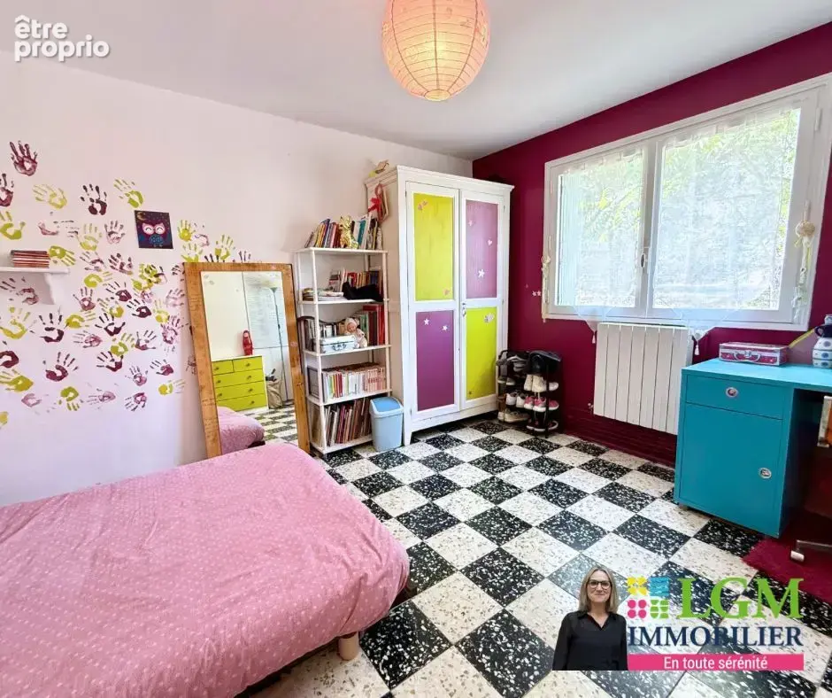 NIMES - LA CIGALE/BOIS DES ESPEISSES - Maison familiale 7 pièces, piscine, 2 garages - photo 15