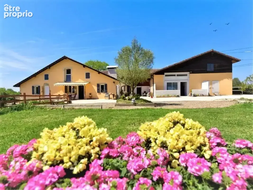 Photo Maison à Eugenie-Les-Bains au prix de 338 000€