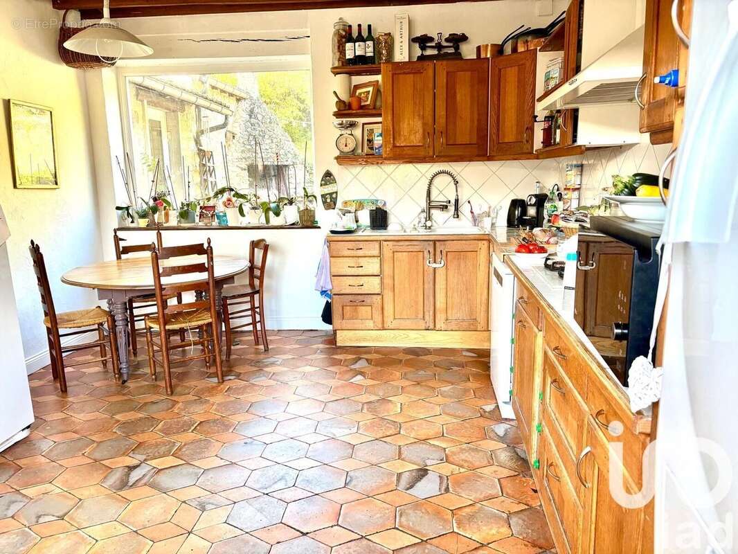 Photo 3 - Maison à VALLANGOUJARD