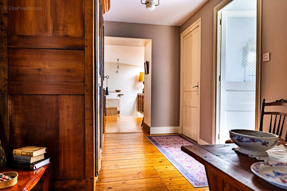 Maison à MAUZE-SUR-LE-MIGNON