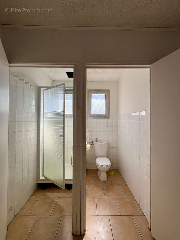 Local professionnel de 99,94 m2   Aix-en-Provence - photo 8