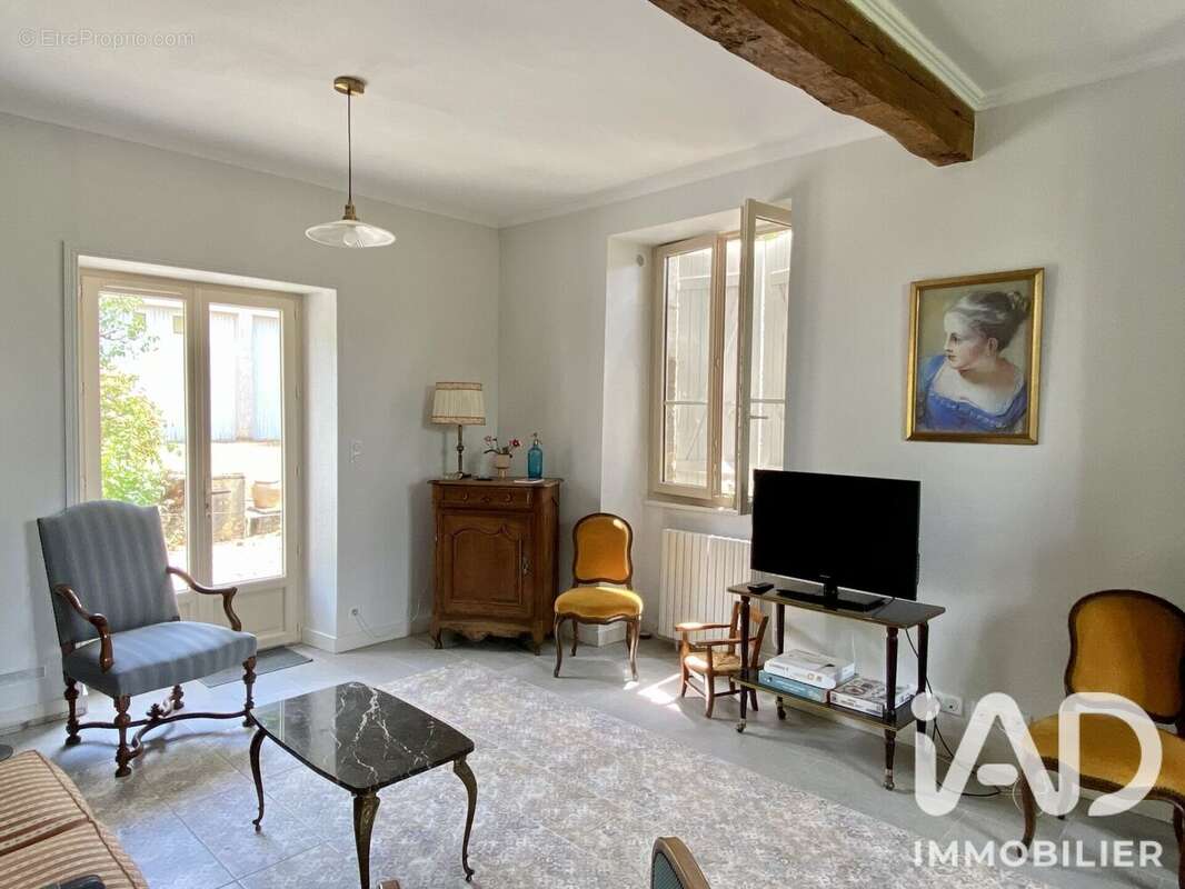 Maison 116 m² à Juillac  - photo 8